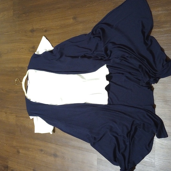 LuLaRoe Sweaters - LuLaRoe Joy Knit Vest